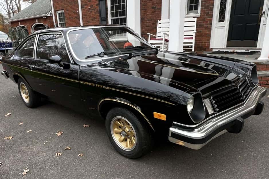 1975 Chevrolet Vega sold for $12,503