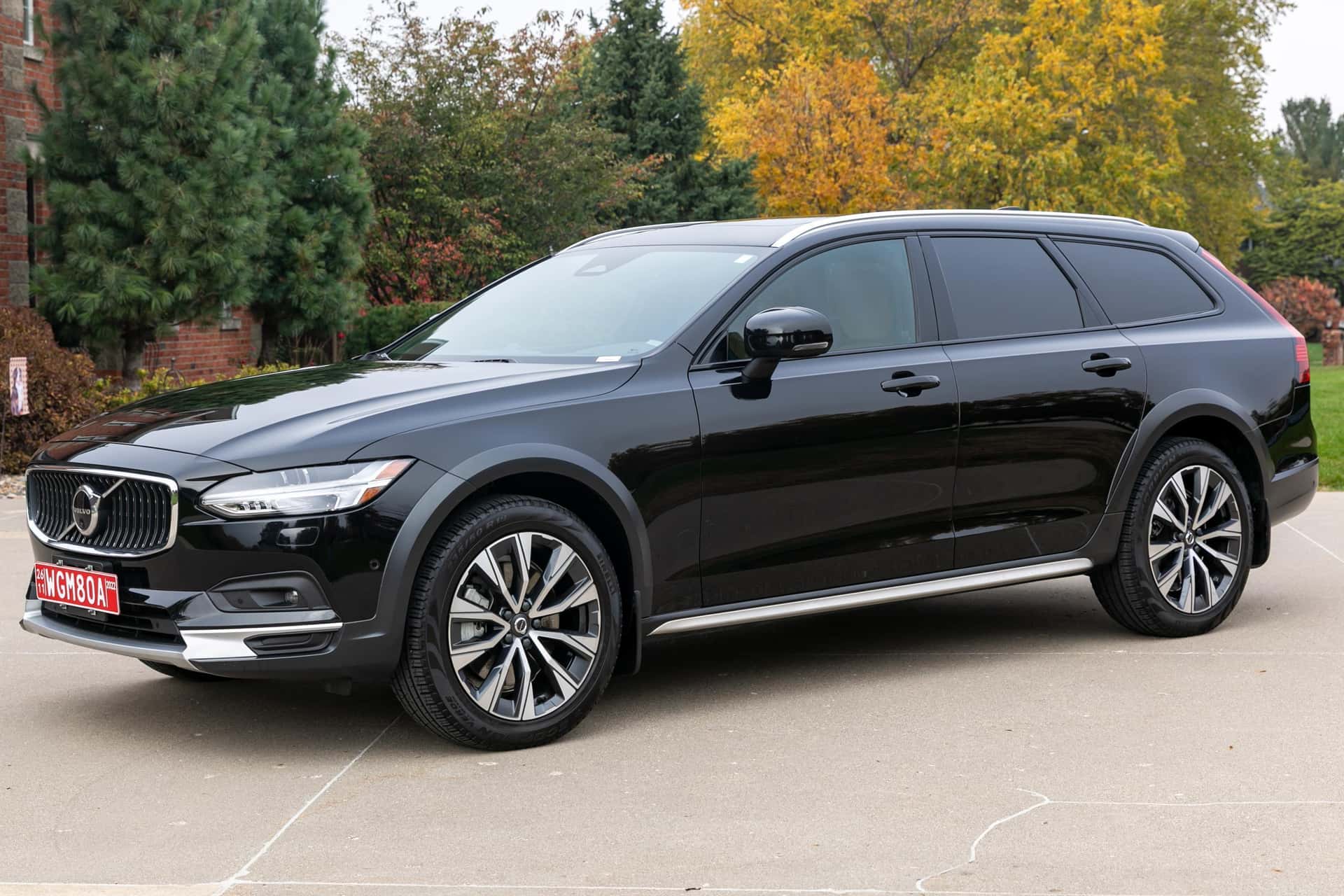 2022 Volvo V90 sold for $39,000