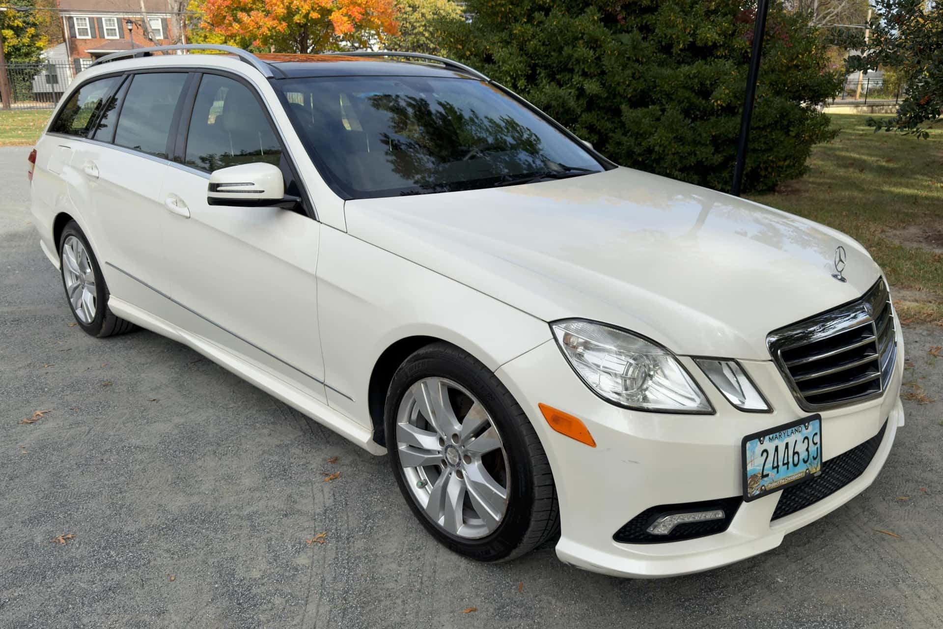 2011 Mercedes-Benz E-Class sold for $10,700