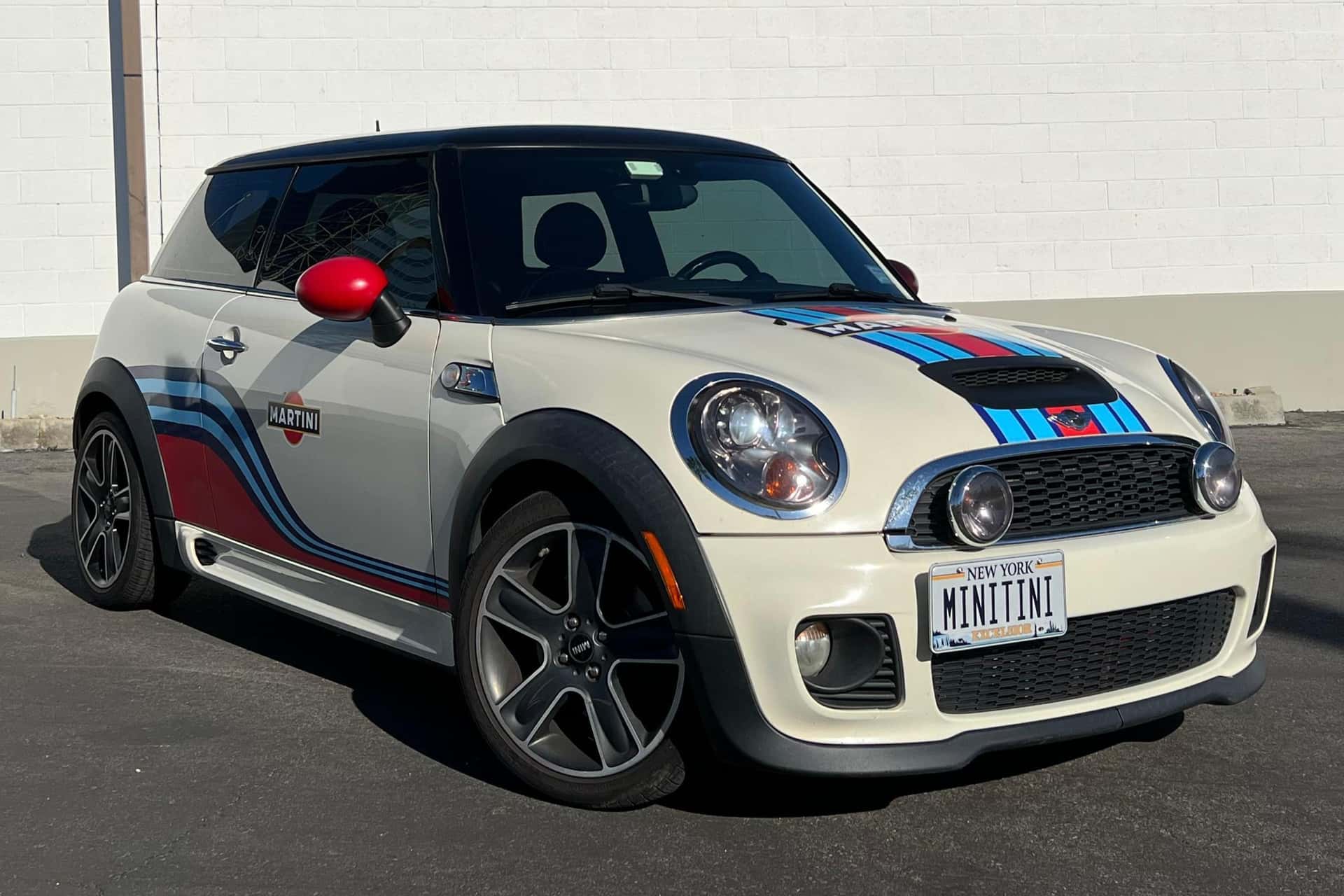 2007 MINI Cooper sold for $7,100