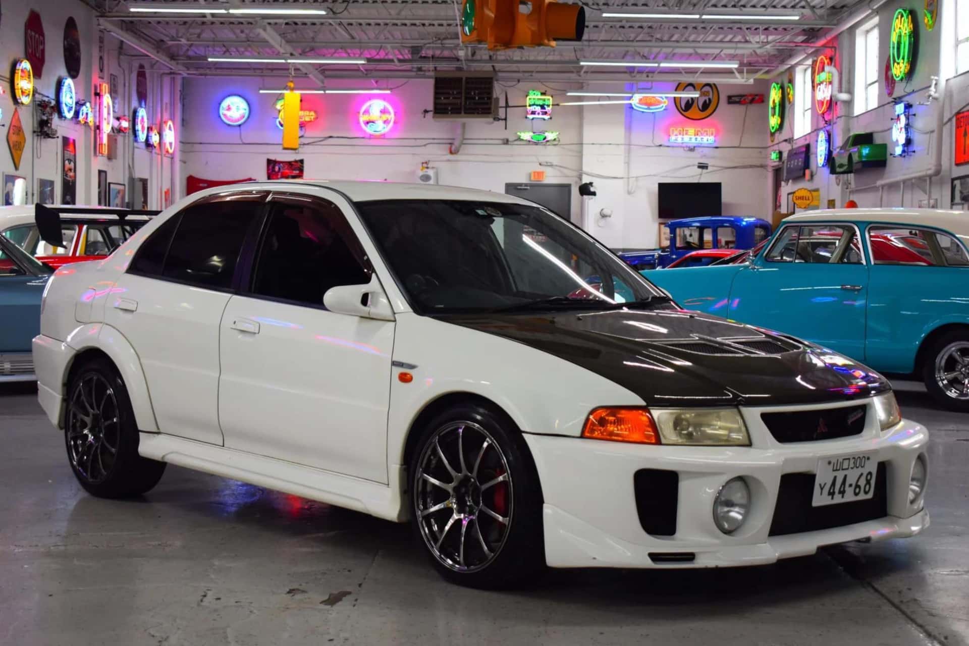 1998 Mitsubishi Lancer Evolution sold for $12,650
