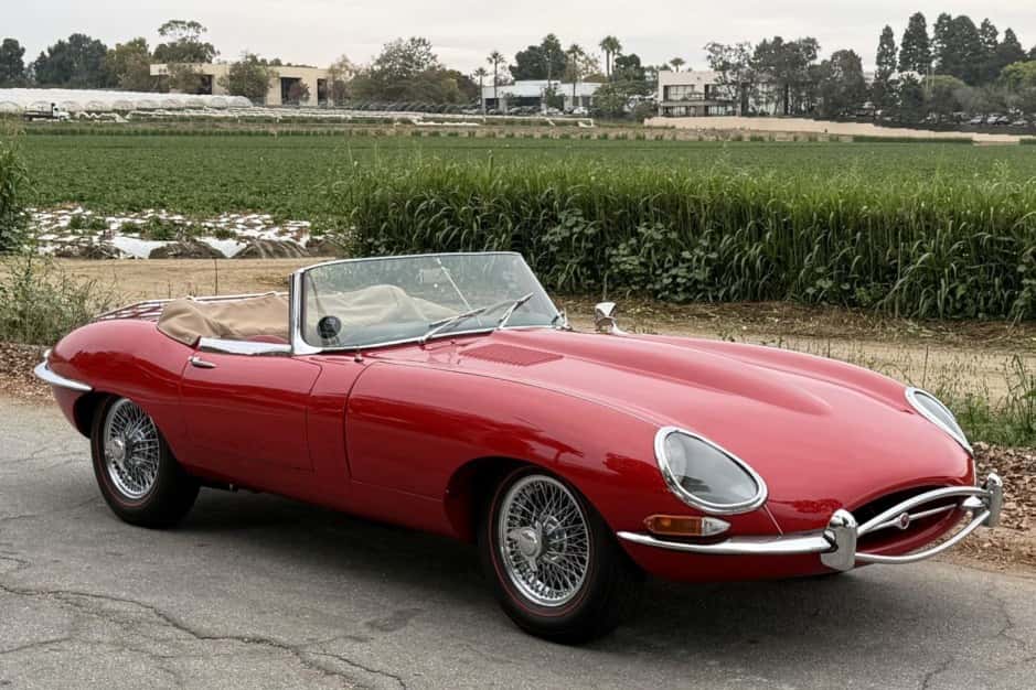 1963 Jaguar XKE Series I sold for $105,000