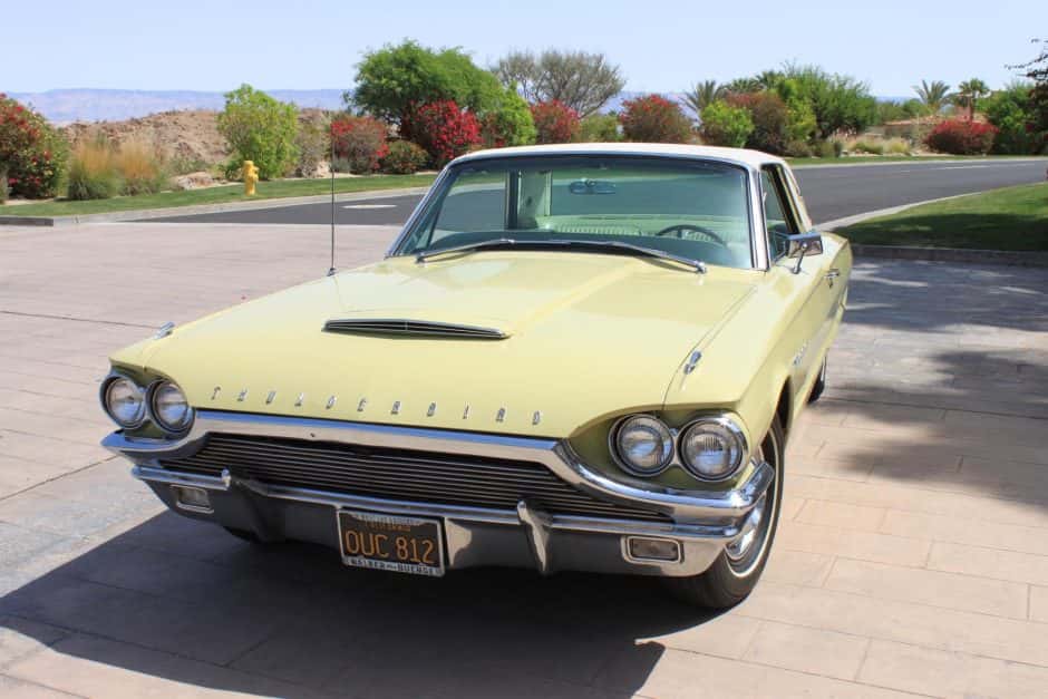 1964 Ford Thunderbird (1964-1966) sold for $7,800