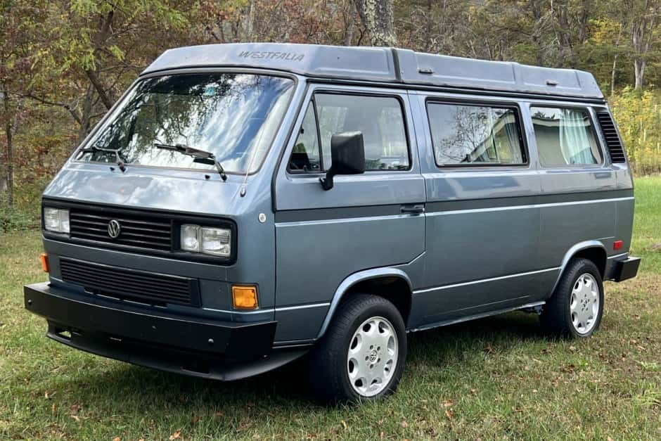 1987 Volkswagen Vanagon sold for $8,993