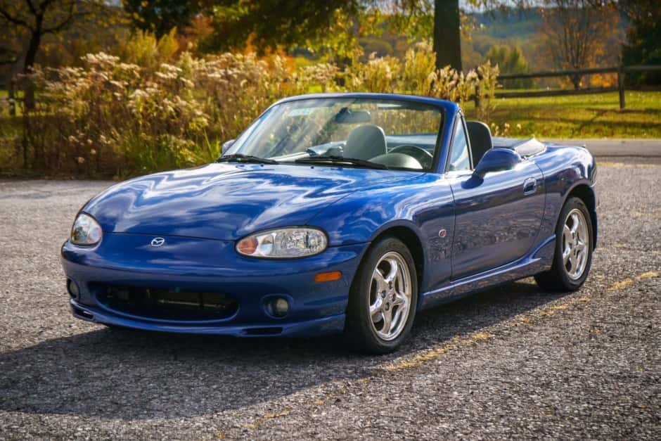 1999 Mazda NB MX-5 Miata sold for $15,000