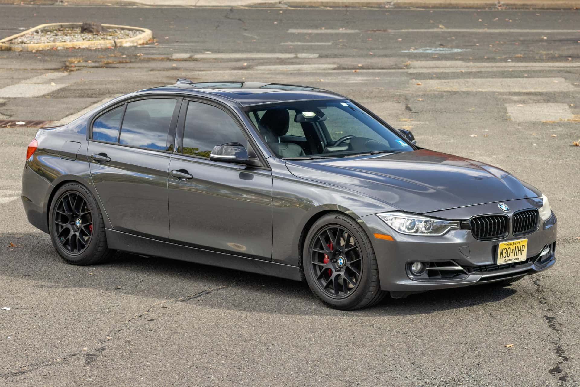 2013 BMW 3 Series sold for $11,100
