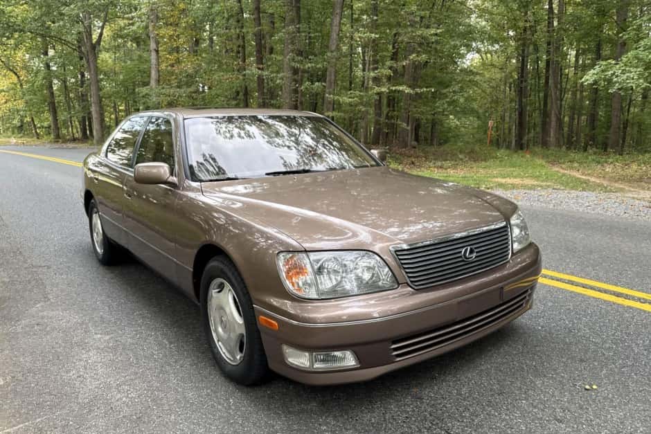 1998 Lexus LS Sedan sold for $9,700