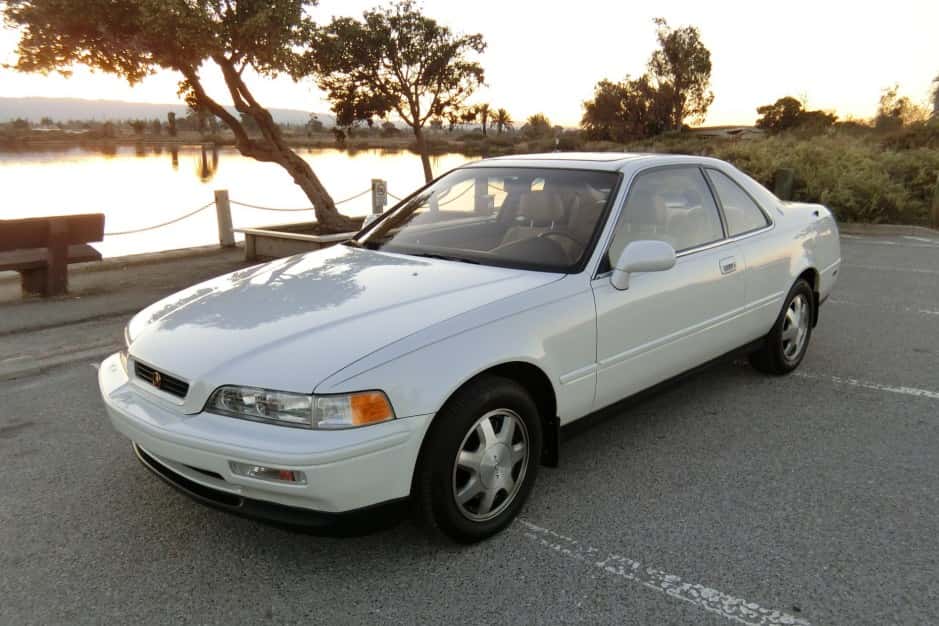 1992 Acura Legend sold for $9,700