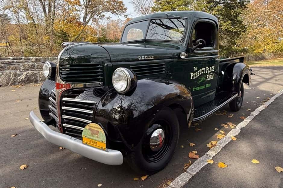 1942 Dodge T/V/W-Series (1939-1947) sold for $25,050