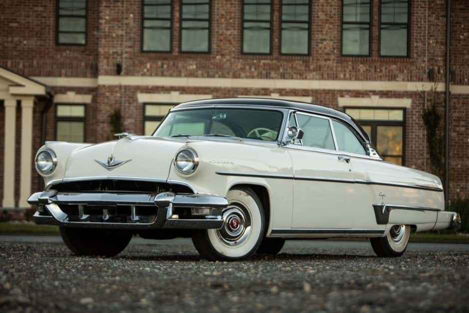 1954 Lincoln Capri sold for $7,254