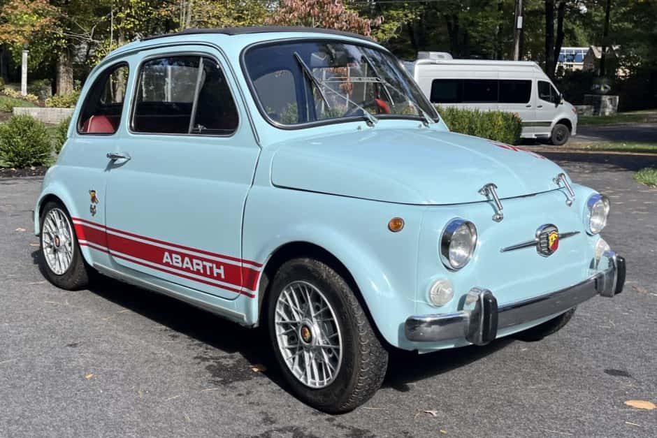 1968 Fiat Nuova 500 (1957-1975) sold for $10,750