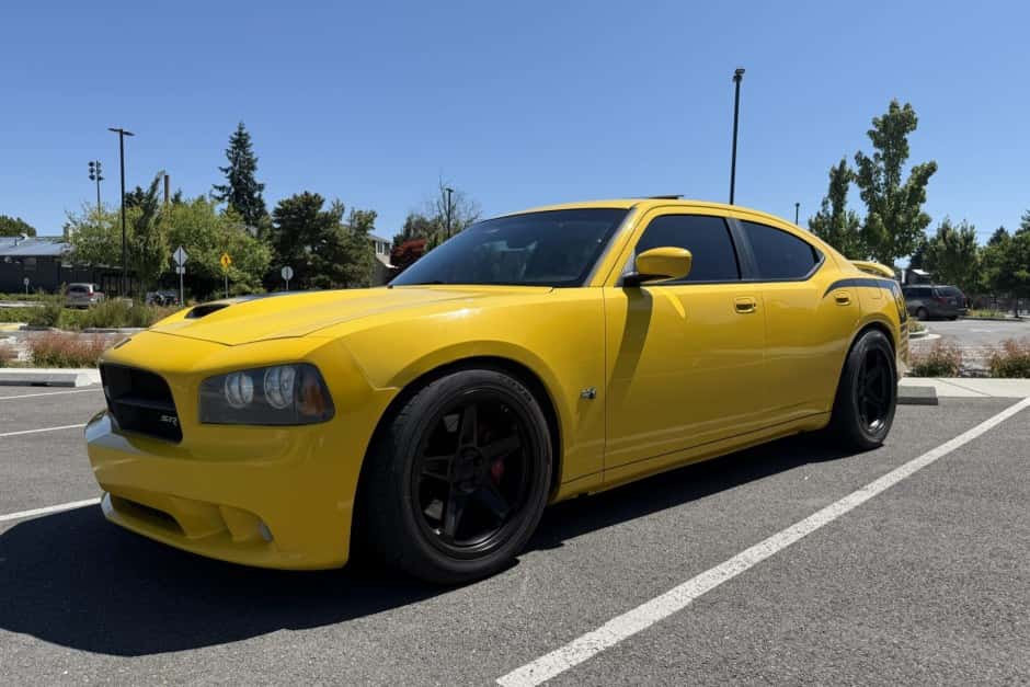 2007 Dodge Charger sold for $14,000