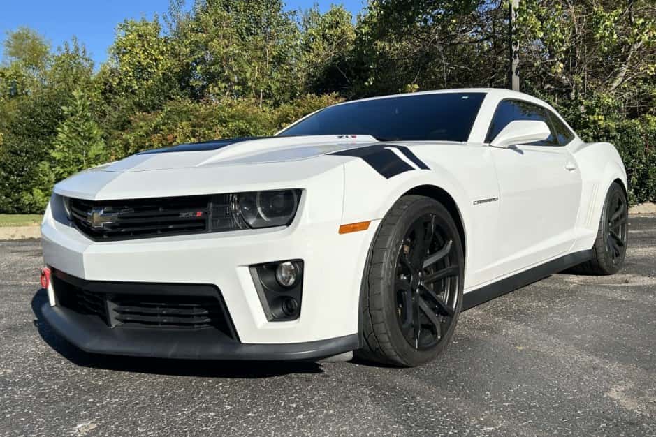 2015 Chevrolet Camaro (5th Generation – 2010-2015) sold for $20,500