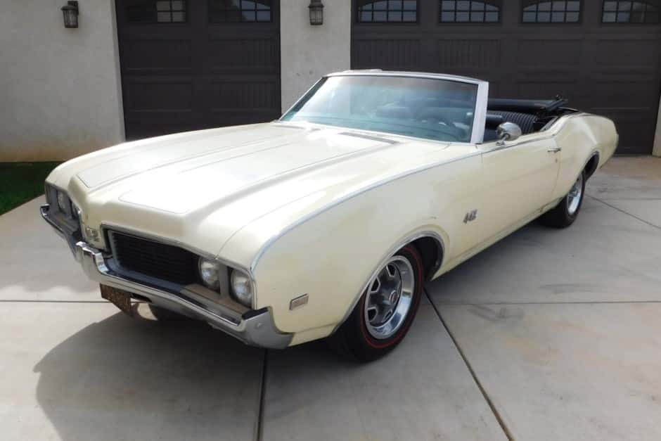 1969 Oldsmobile 442 sold for $20,942