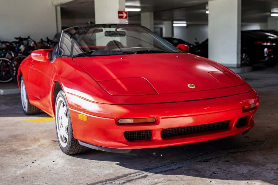 1991 Lotus Elan M100 sold for $6,155