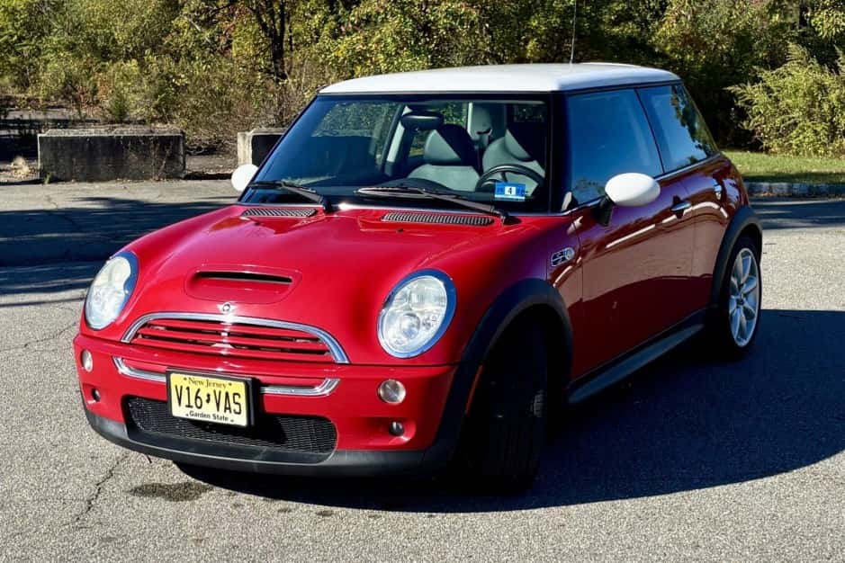 2003 Mini R53 Cooper S sold for $5,800