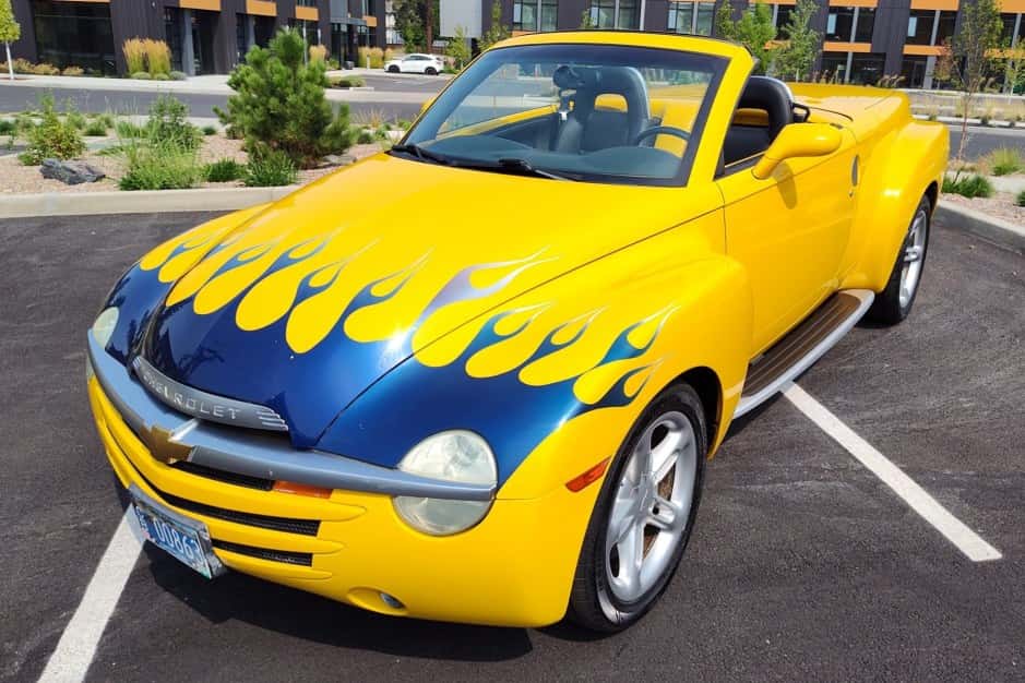 2004 Chevrolet SSR sold for $17,777