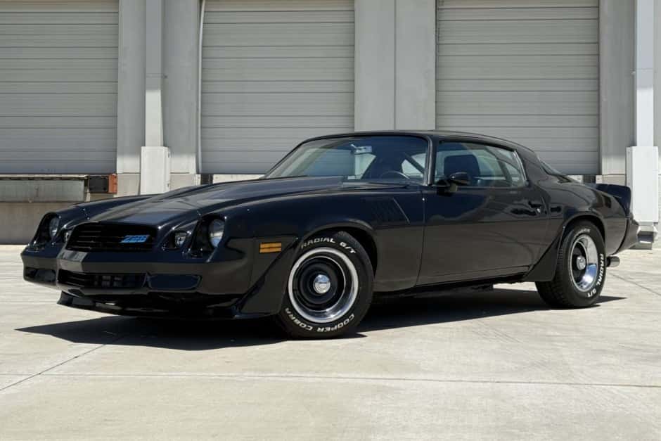 1979 Chevrolet Camaro (2nd Generation – 1970-1981) sold for $9,000