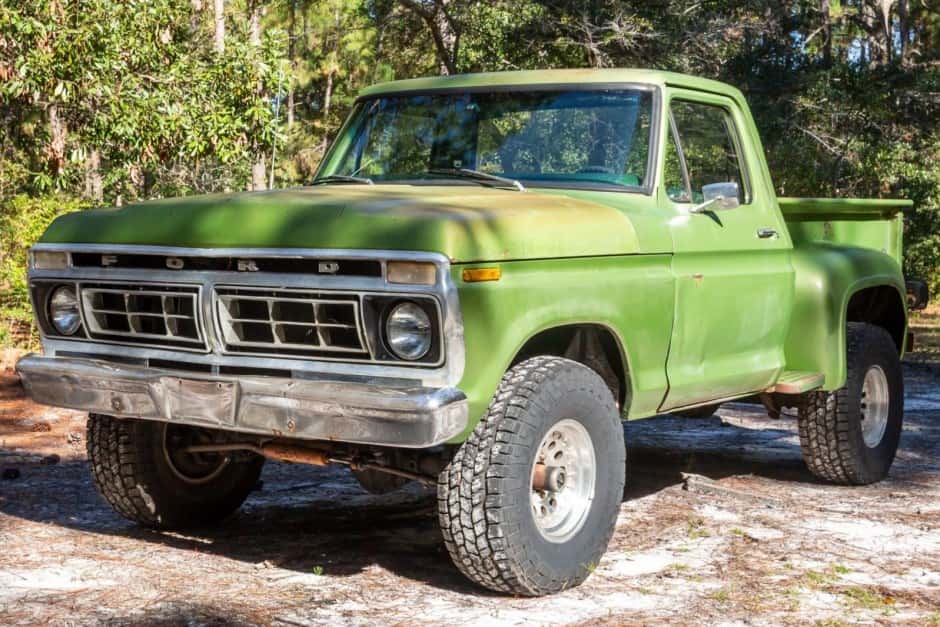 1976 Ford F-Series 1973-1979 sold for $11,250