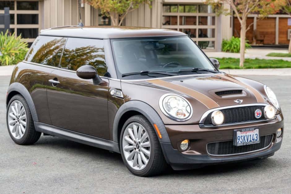 2010 Mini R56 Cooper, Cooper S, and John Cooper Works sold for $9,000