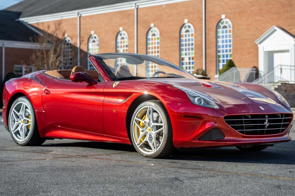 2015 Ferrari California sold for $112,111