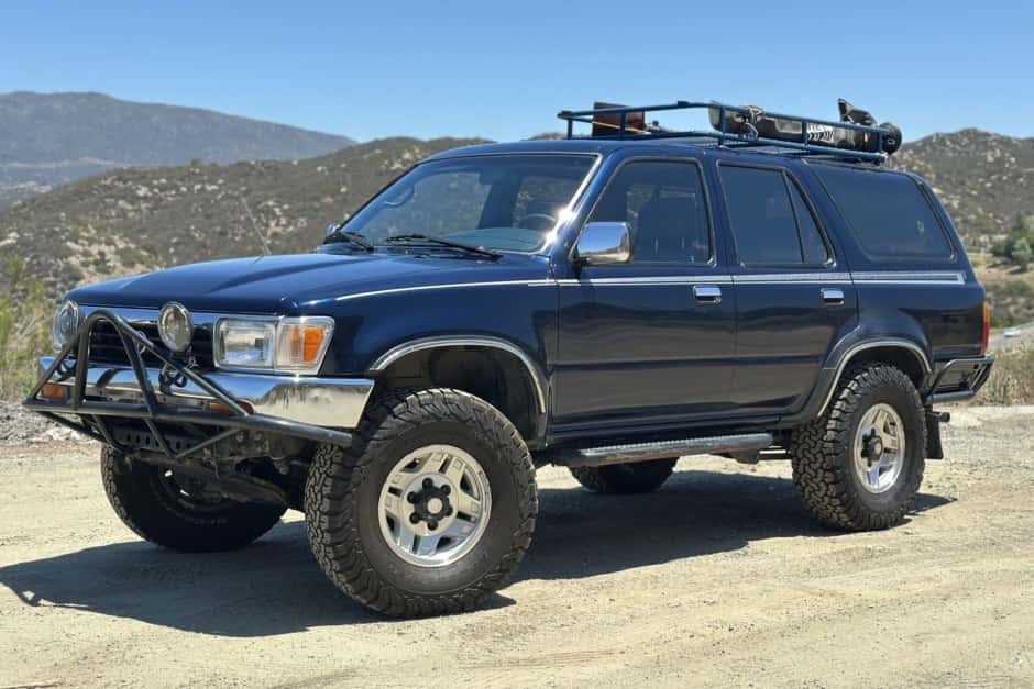 1995 Toyota 4Runner (N120) sold for $8,600