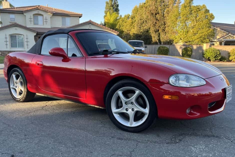 2003 Mazda NB MX-5 Miata sold for $9,750