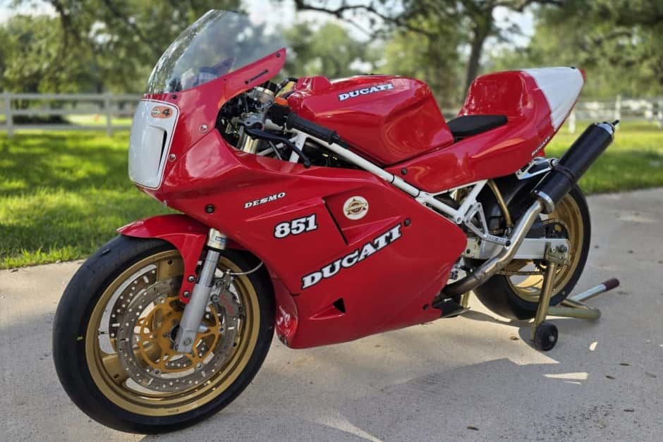 1992 Ducati 851 sold for $8,500