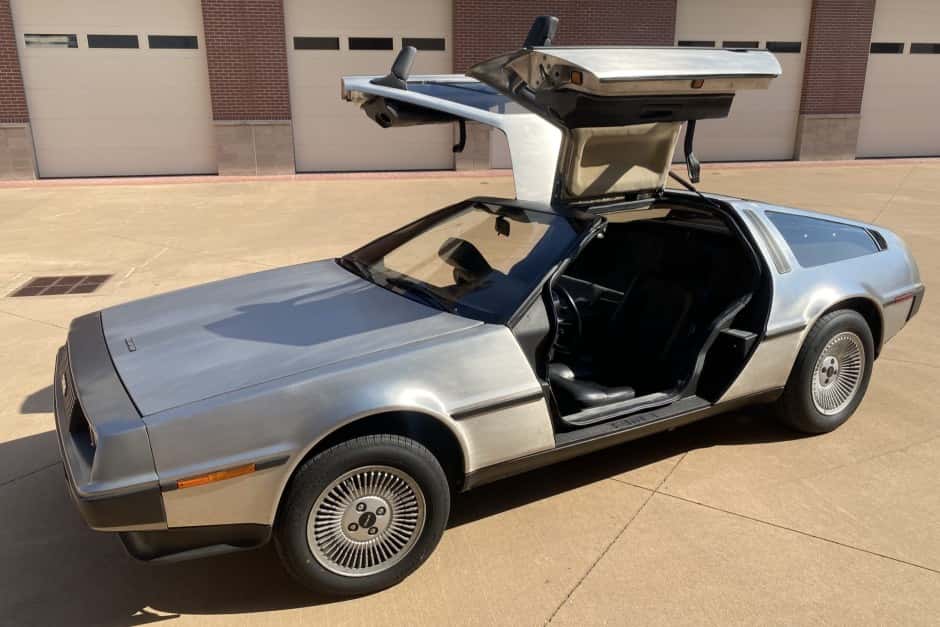 1983 DeLorean DMC-12 sold for $75,000