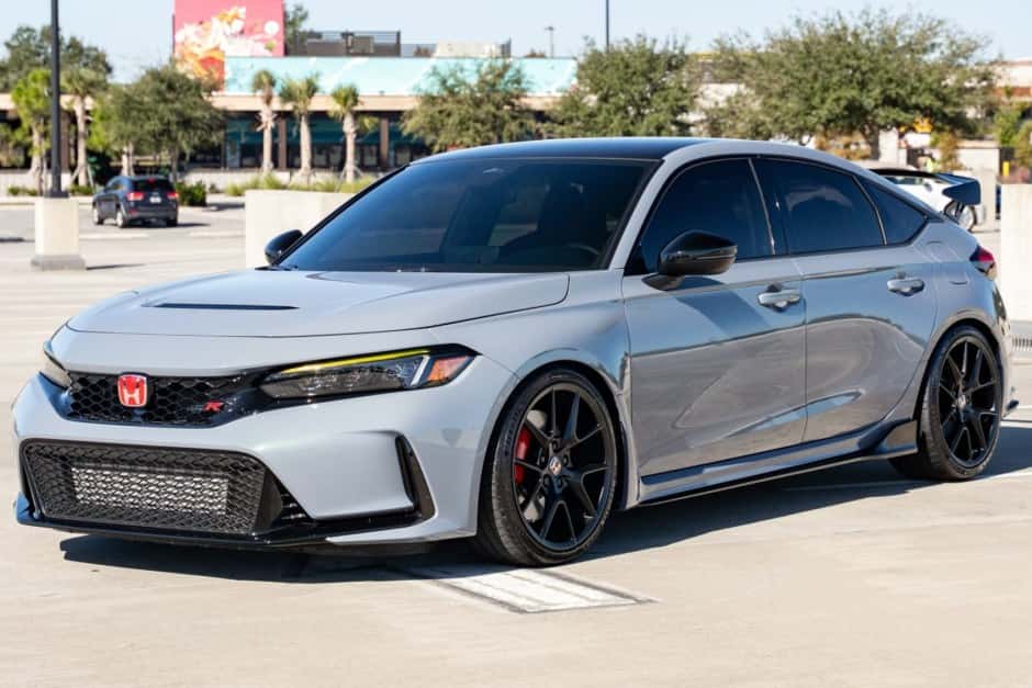 2025 Honda Civic Type R sold for $48,000