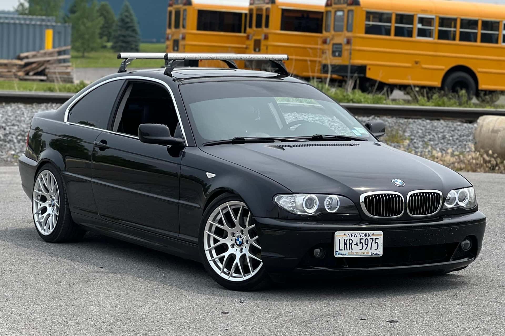 2006 BMW 3 Series sold for $5,200