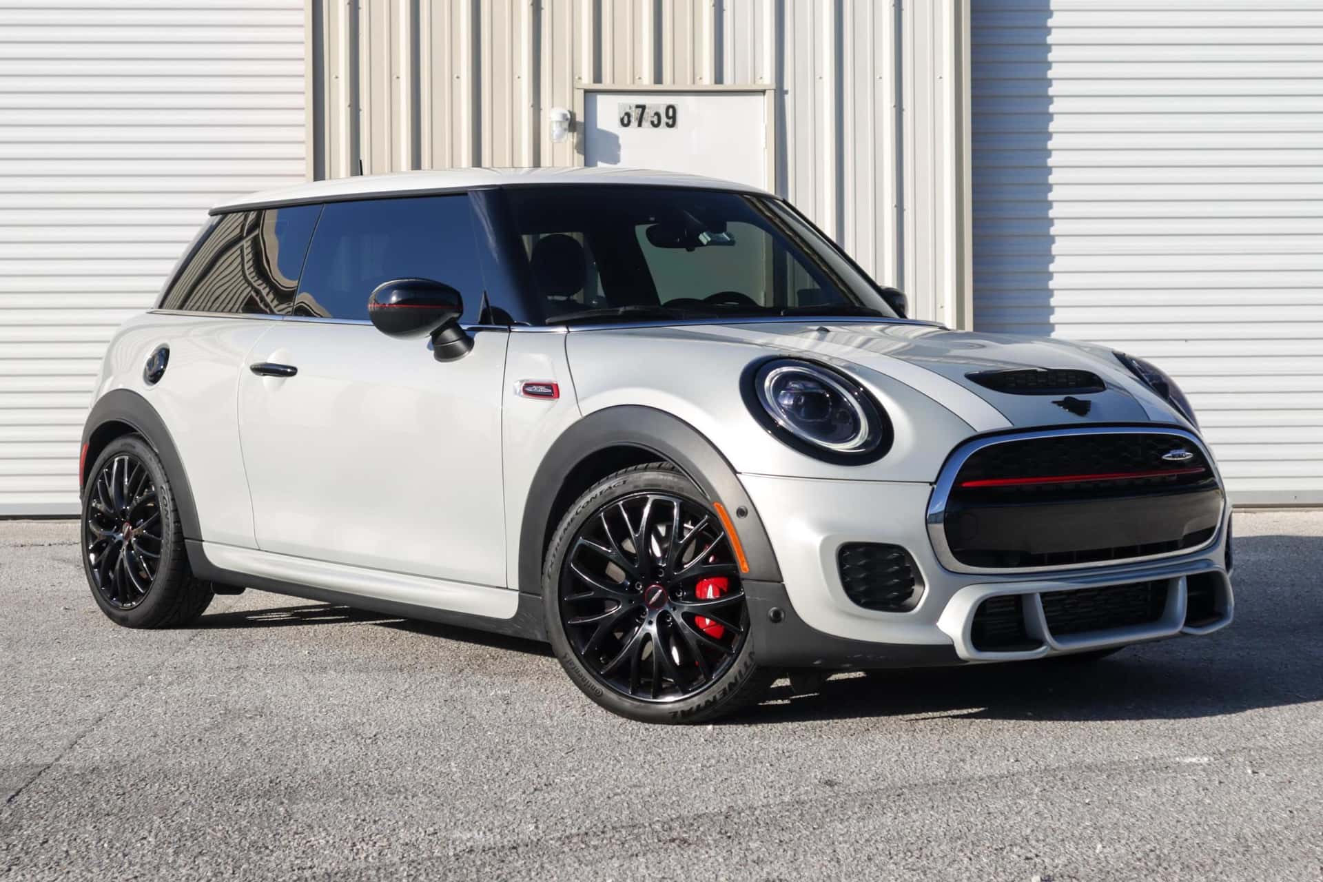 2021 MINI Cooper sold for $31,500
