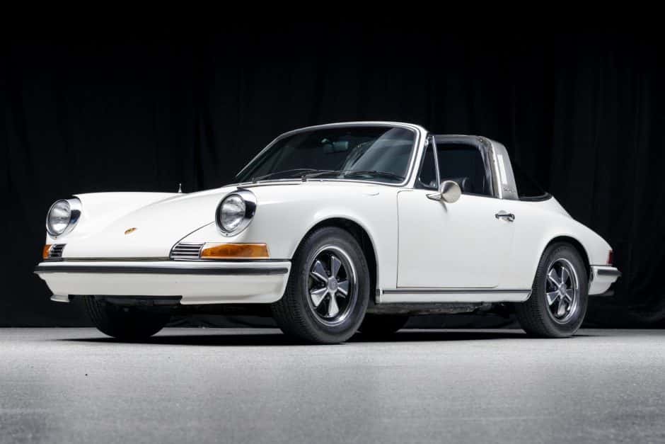 1971 Porsche LWB 911T (1969-1973) sold for $49,971