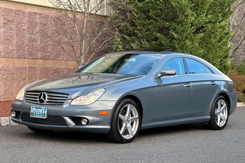 2006 Mercedes-Benz CLS-Class sold for $10,000