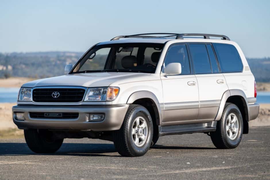 1999 Toyota Land Cruiser 100-Series sold for $19,500