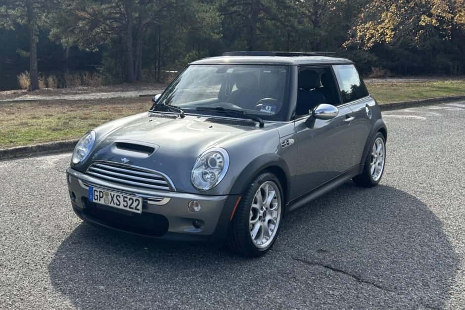 2006 Mini R53 Cooper S sold for $8,000