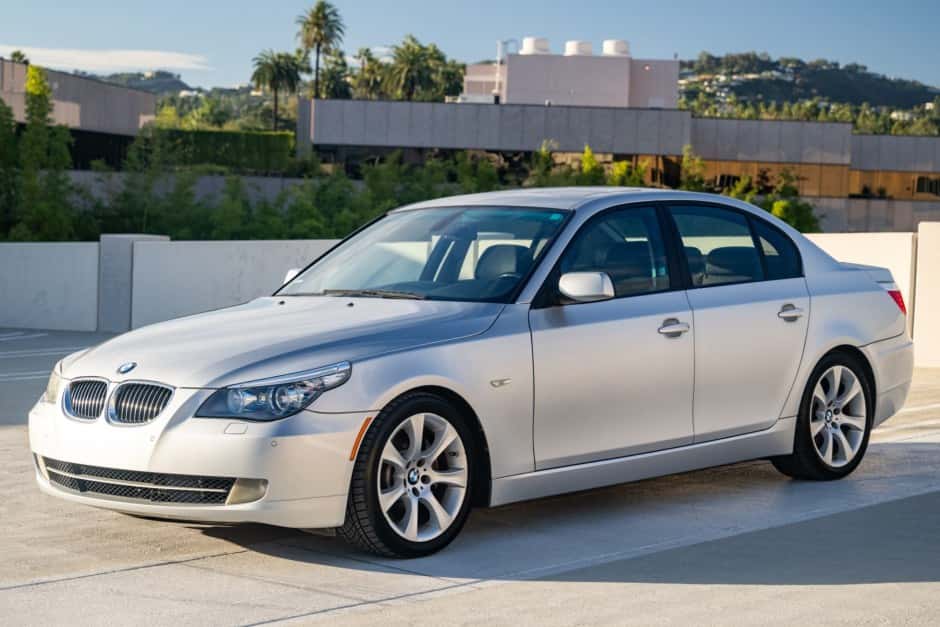 2009 BMW E60 5-Series Sedan sold for $4,100
