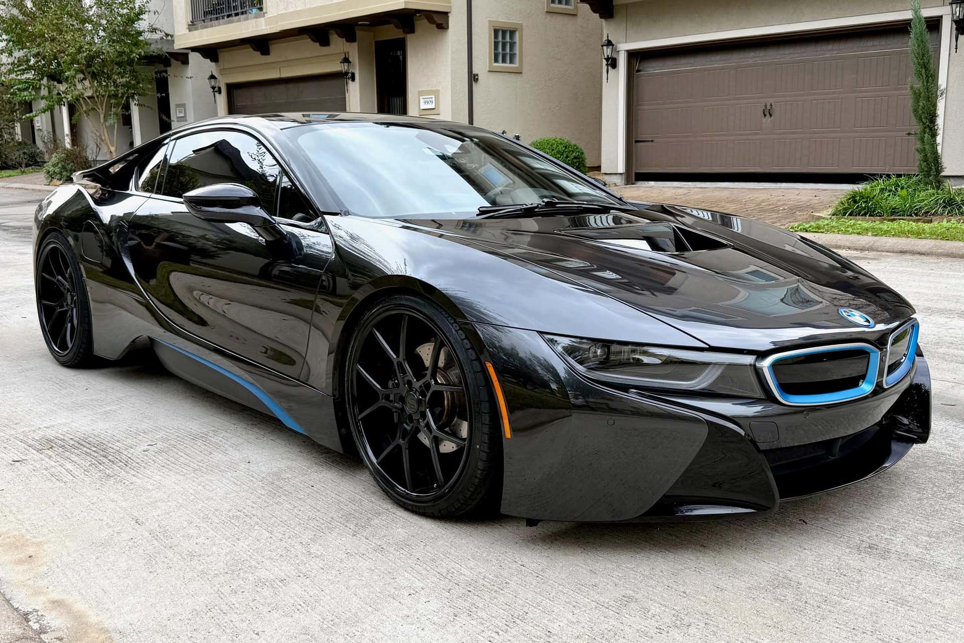 2015 BMW i8 sold for $34,000