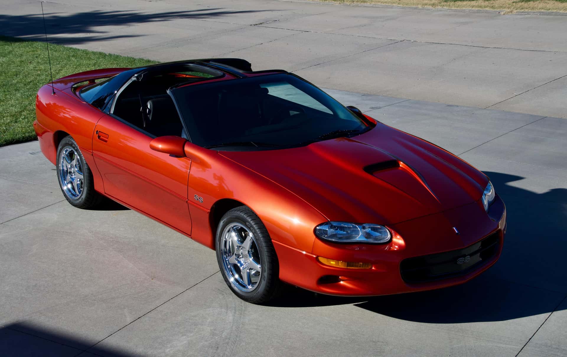 2002 Chevrolet Camaro sold for $35,000