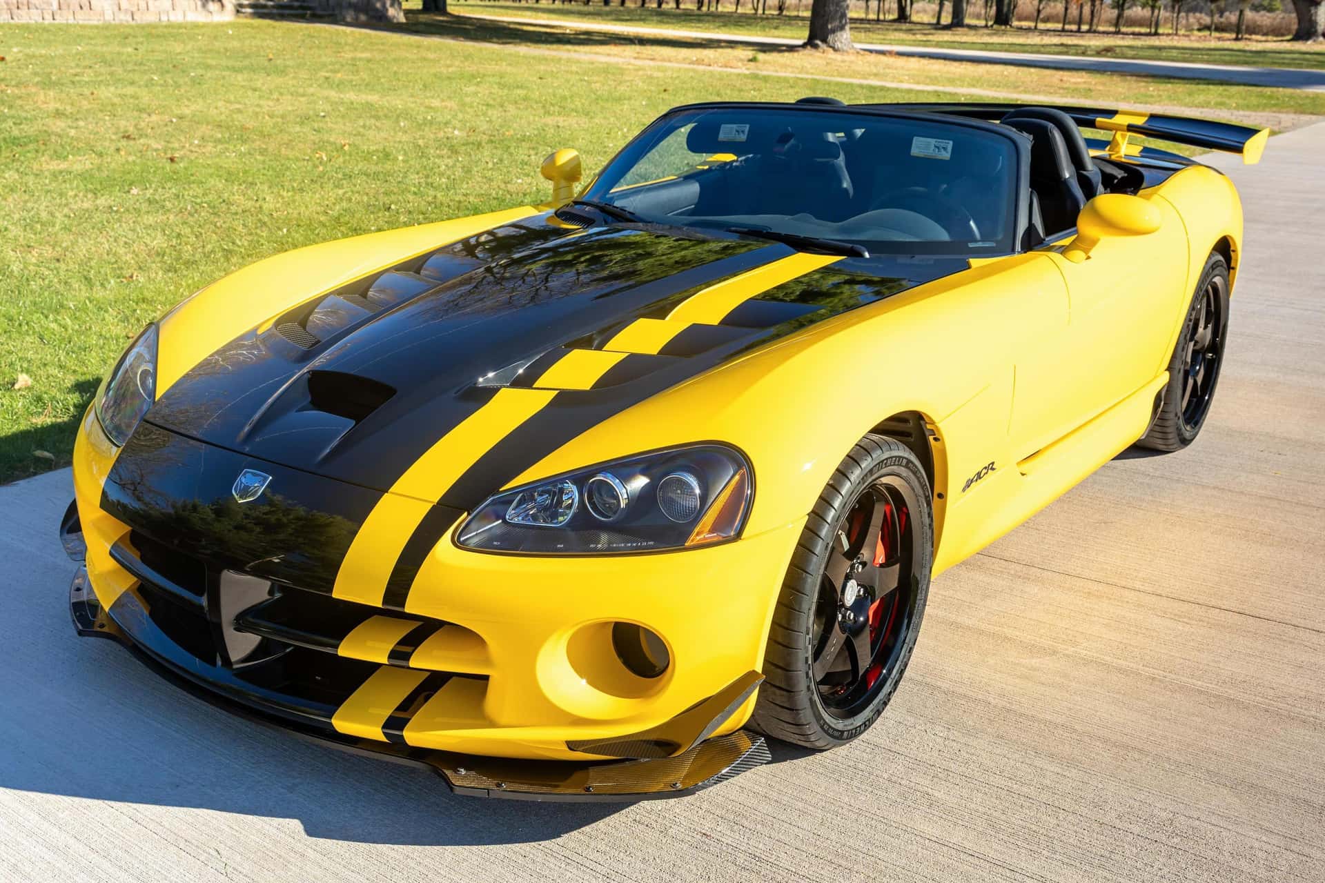 2010 Dodge Viper sold for $150,000