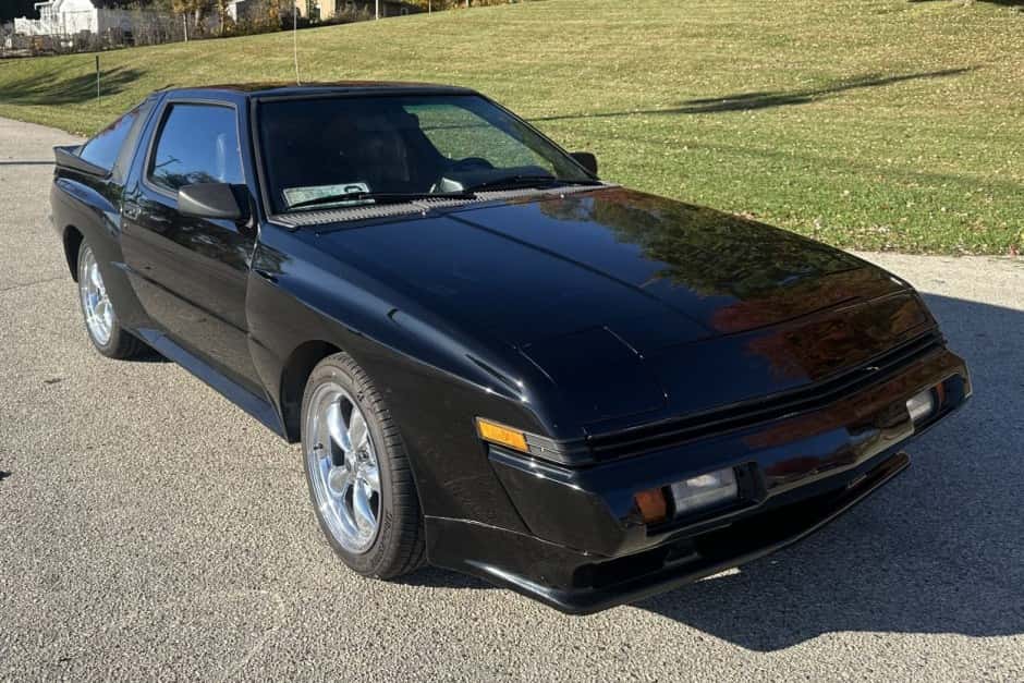 1987 Chrysler Conquest & Mitsubishi Starion sold for $12,250