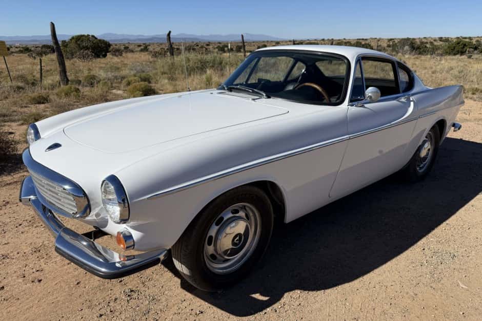 1968 Volvo P1800/1800 sold for $20,000