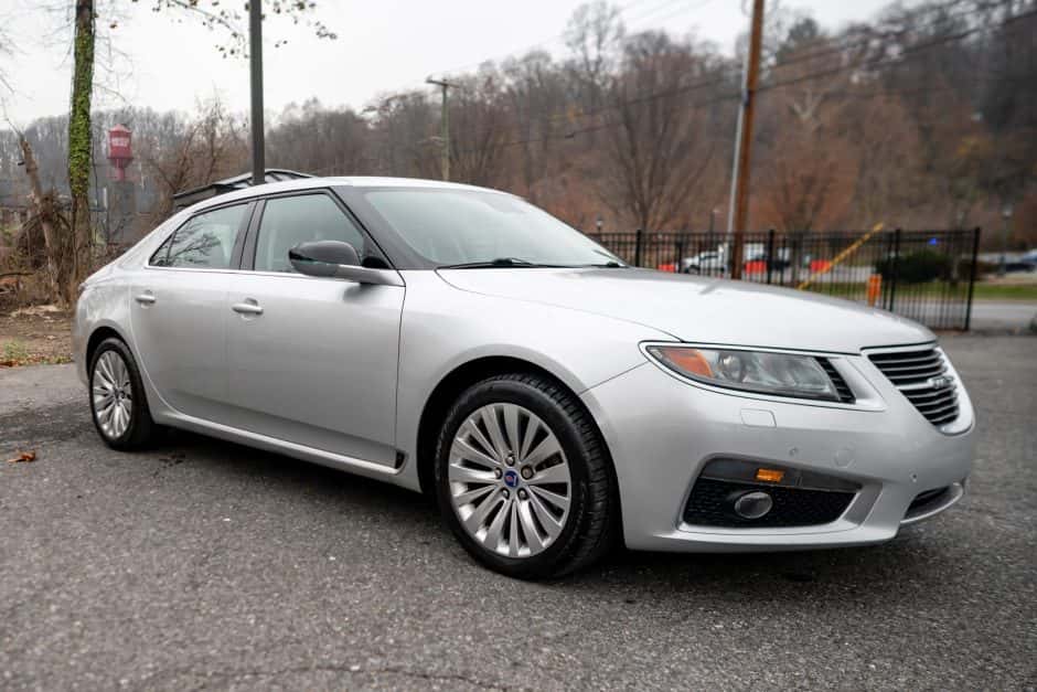 2010 Saab 9-5 sold for $7,875