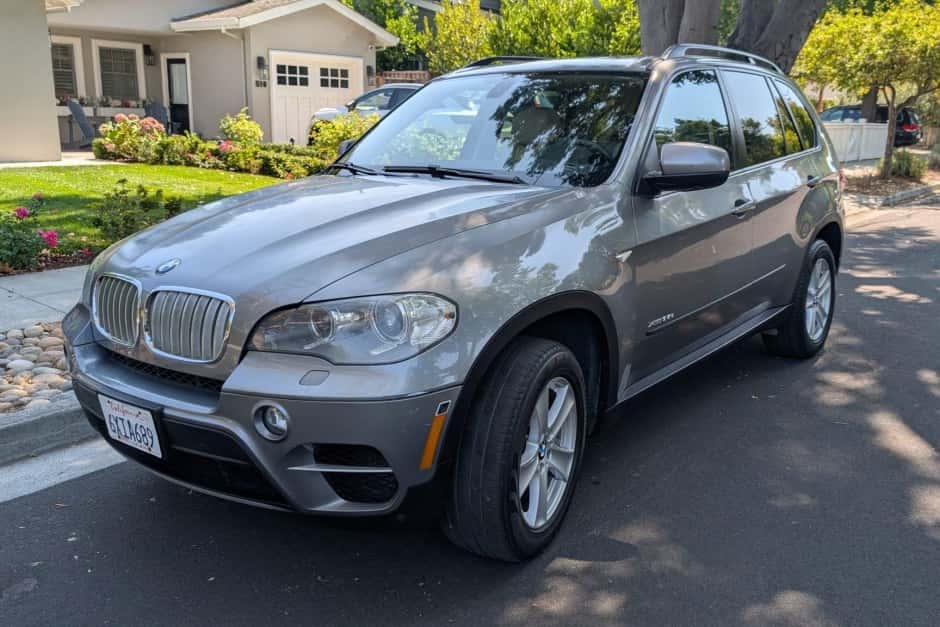 2012 BMW X5 sold for $8,200