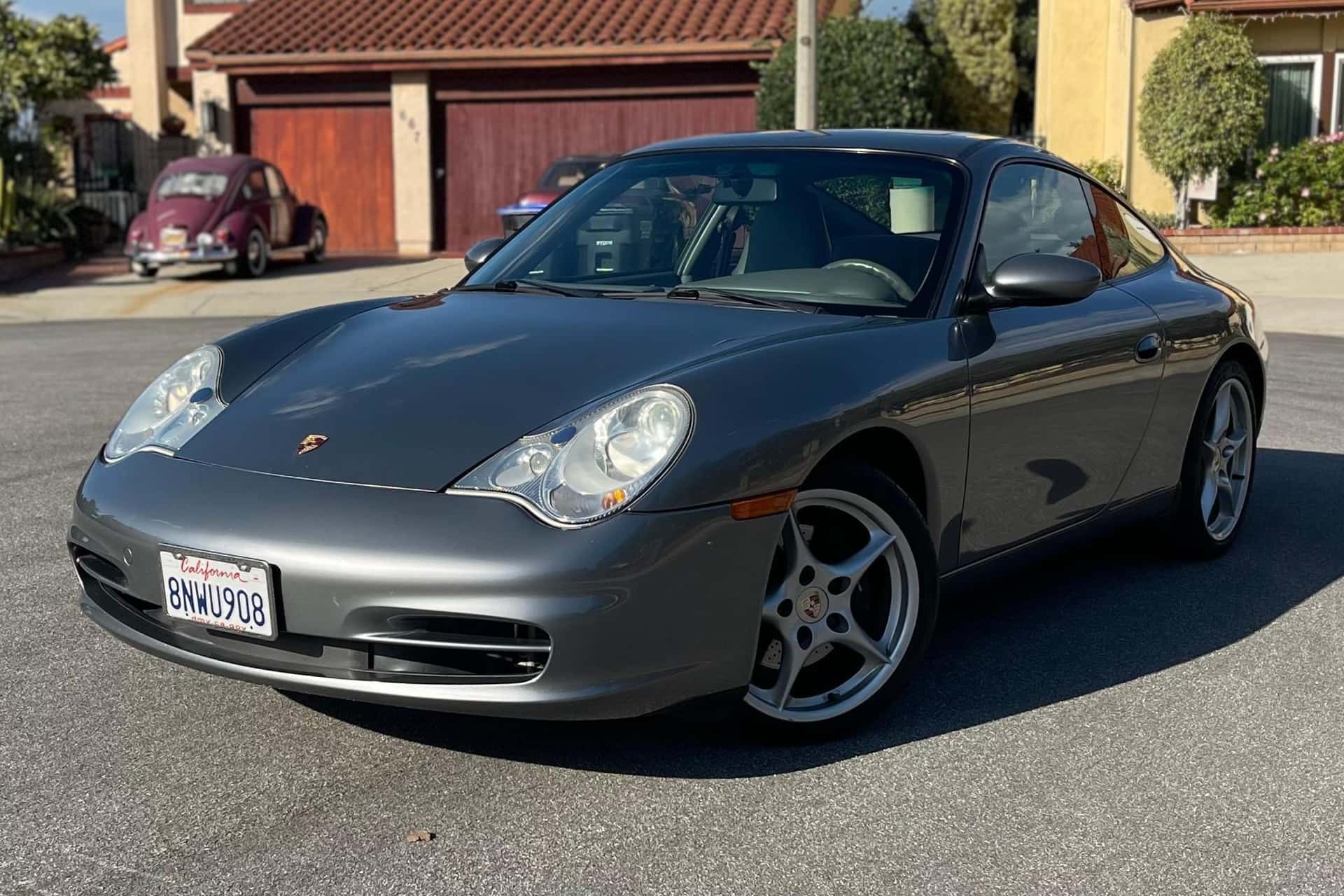 2002 Porsche 996 911 sold for $17,996