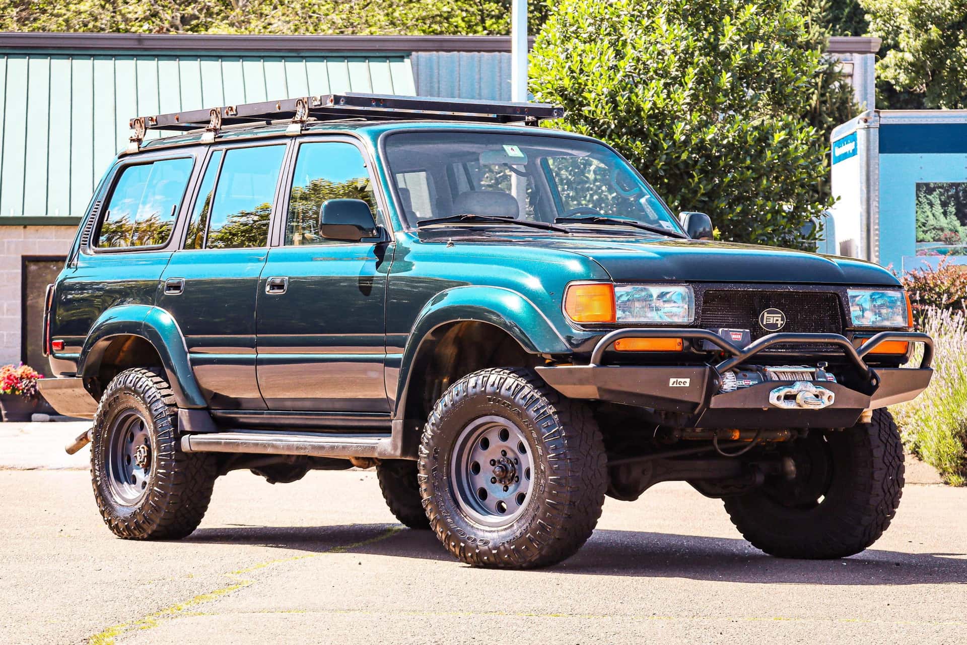 1997 Toyota Land Cruiser sold for $8,400