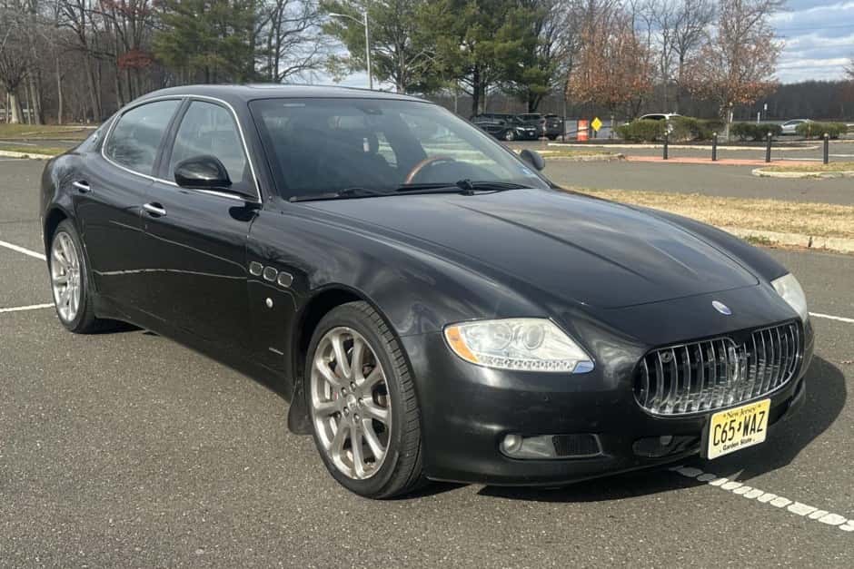 2010 Maserati Quattroporte sold for $7,400