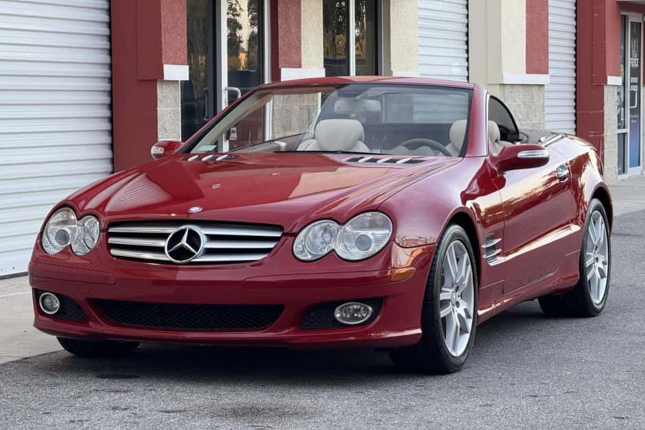 2008 Mercedes-Benz R230 SL sold for $12,500