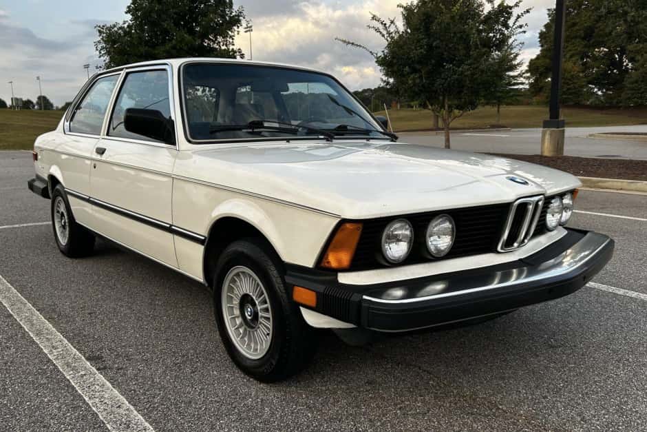 1983 BMW E21 3-Series sold for $6,900