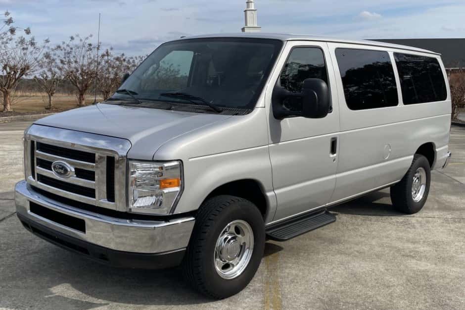 2009 Ford Econoline Van sold for $30,100